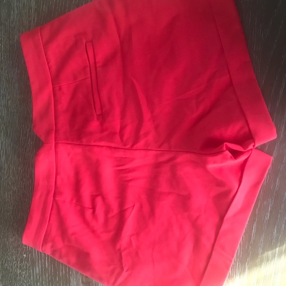 H&M Dressy Shorts Deep Coral almost new condition - Picture 4 of 7